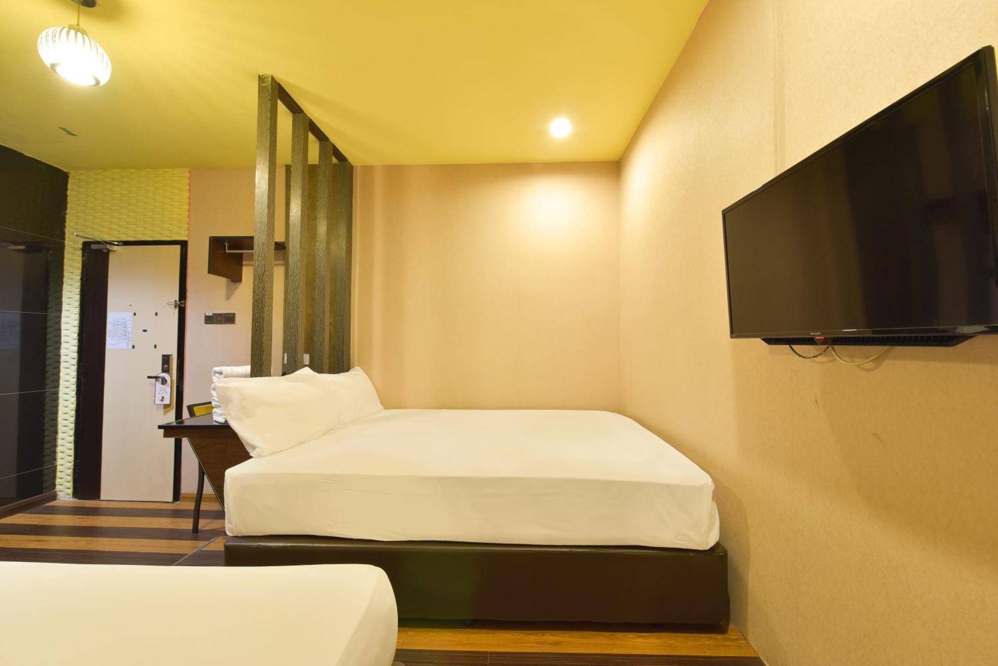 Townhouse Oak Hotel Holmes Johor Jaya Τζόχορ Μπάχρου Εξωτερικό φωτογραφία